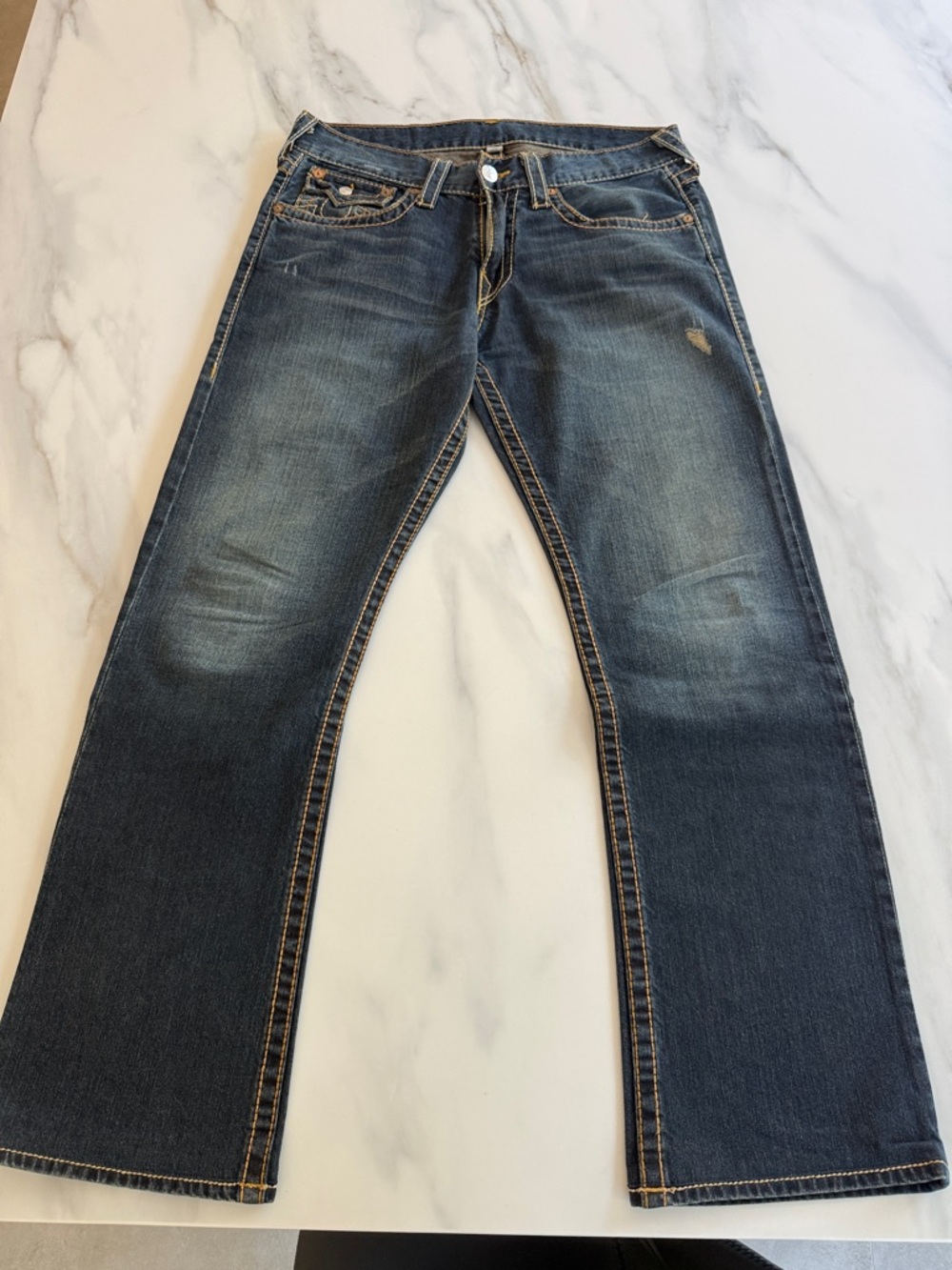 True Religion Men’s Dark Blue Straight-Leg Jeans Size 33/30